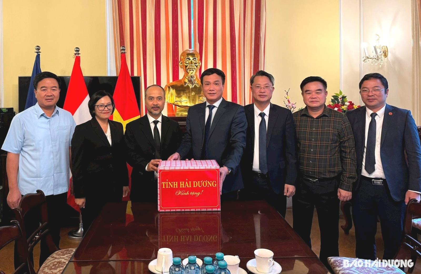 Chủ tịch UBND tỉnh Hải Dương Triệu Thế Hùng xúc tiến đầu tư tại Áo